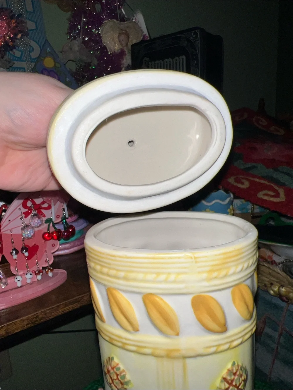 Vintage Italian Majolica Ceramic Oval Pasta Storage Canister Artichoke Top